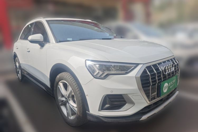 Used Audi Q3 2020 35 TFSI Fashion Dynamic Model Front Right 45 Deg