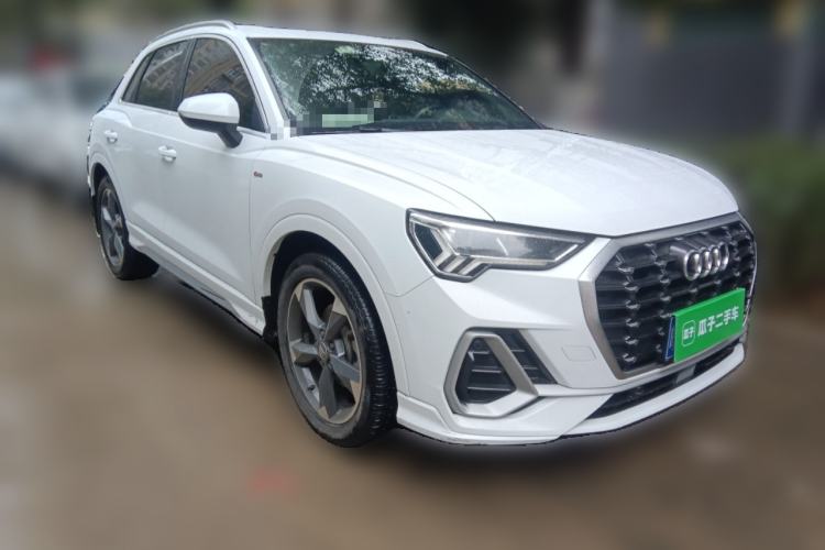Used Audi Q3 2020 35 TFSI Fashion Dynamic Model Front Right 45 Deg