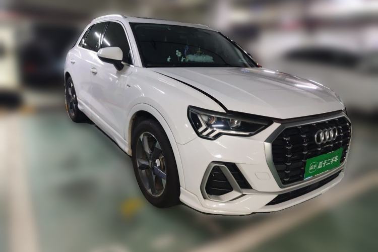 Used Audi Q3 2020 35 TFSI Fashion Dynamic Model Front Right 45 Deg
