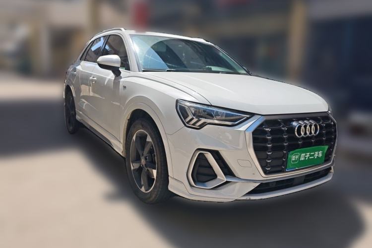 Used Audi Q3 2020 35 TFSI Fashion Dynamic Model Front Right 45 Deg