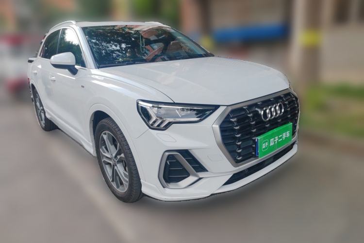Used Audi Q3 2020 40 TFSI Fashion Dynamic Model Front Right 45 Deg