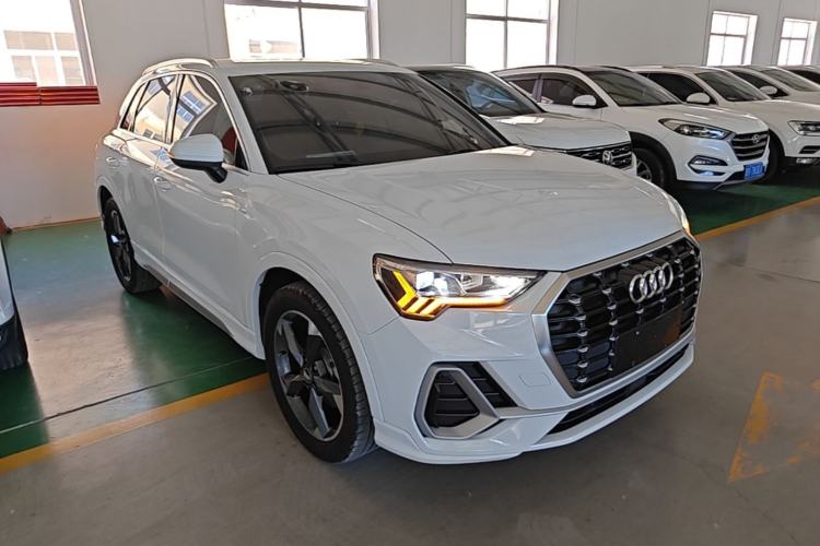 Used Audi Q3 2020 35 TFSI Fashion Dynamic Model Front Right 45 Deg