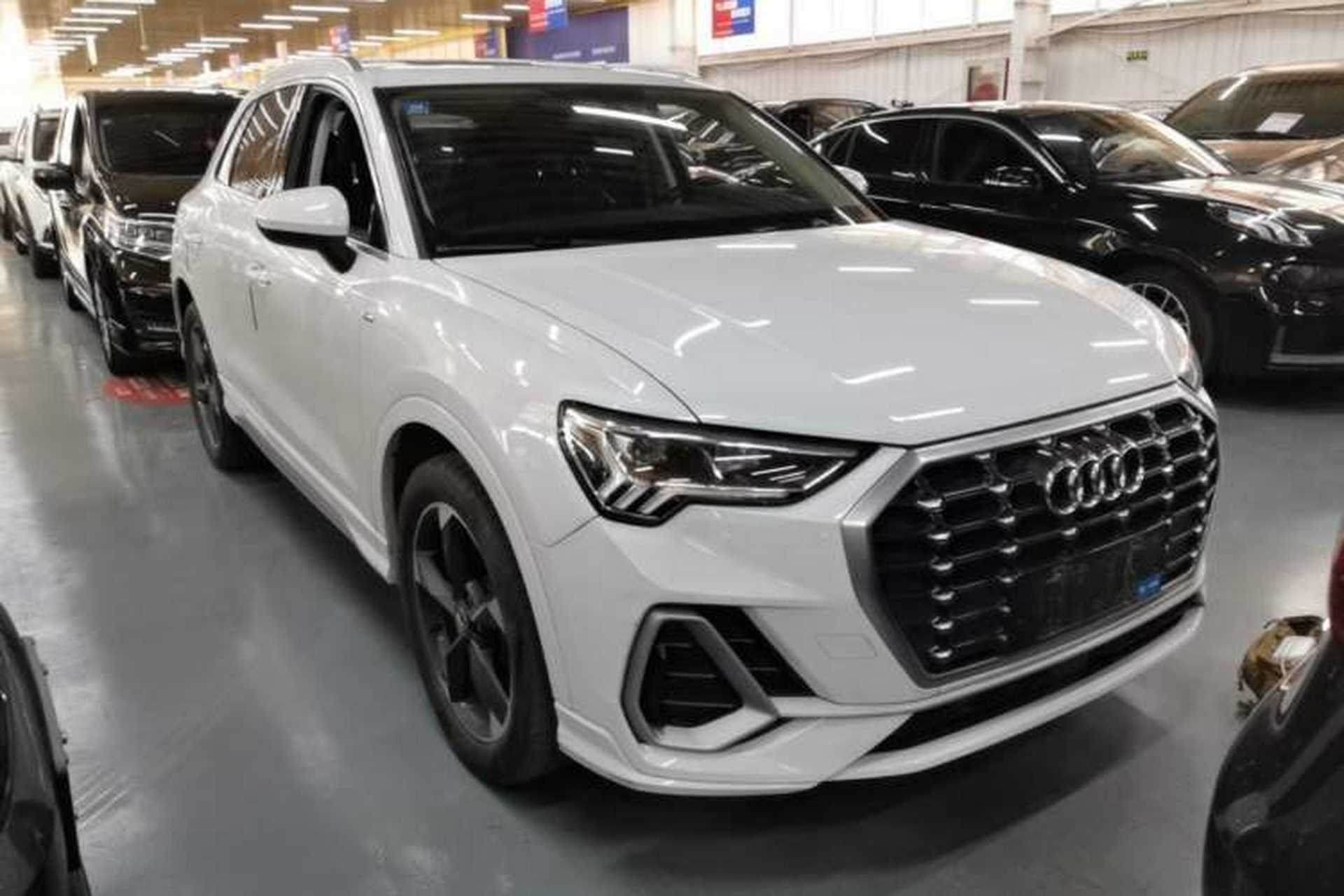 Used Audi Q3 2020 35 TFSI Fashion Dynamic Model Front Right 45 Deg