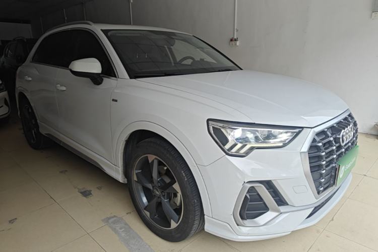 Used Audi Q3 2020 35 TFSI Fashion Dynamic Model Front Right 45 Deg