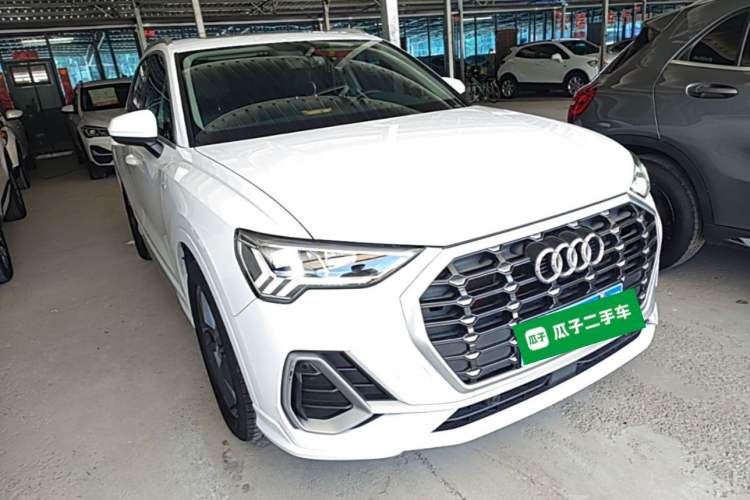 Used Audi Q3 2020 35 TFSI Fashion Dynamic Model Front Right 45 Deg