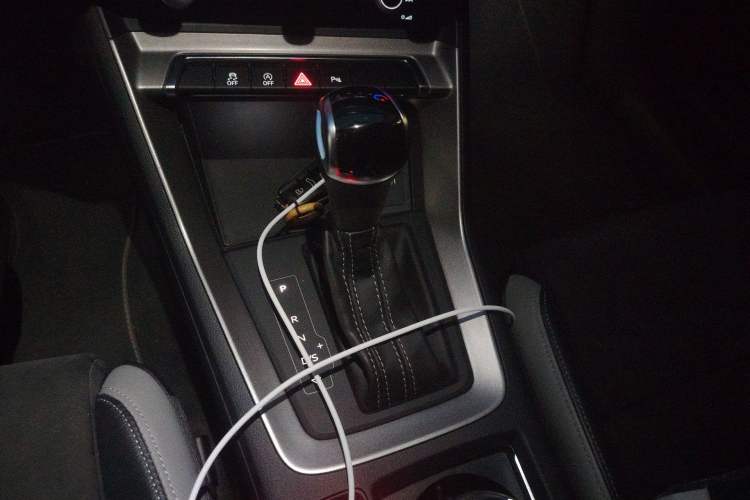Used Audi Q3 2020 35 TFSI Fashion Dynamic Model Gear Lever