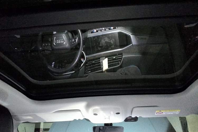 Used Audi Q3 2020 35 TFSI Fashion Dynamic Model Headliner