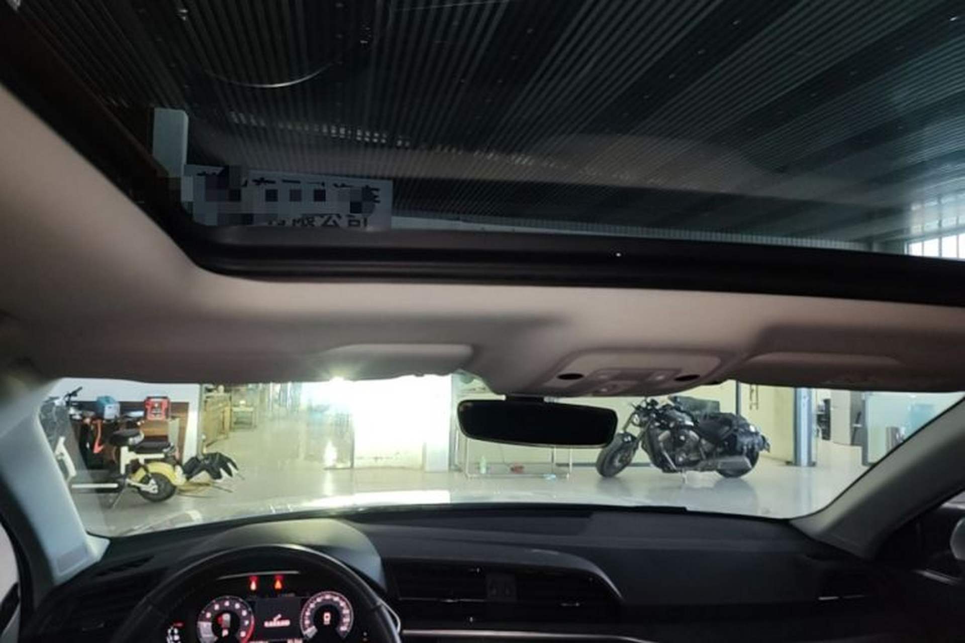 Used Audi Q3 2020 35 TFSI Fashion Dynamic Model Headliner