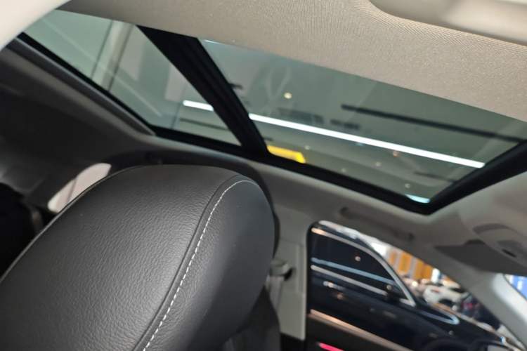 Used Audi Q3 2020 40 TFSI Fashion Dynamic Model Headliner
