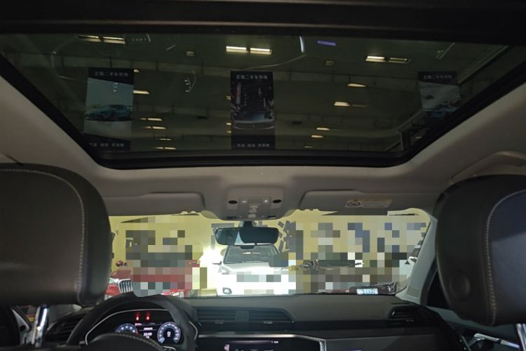 Used Audi Q3 2020 40 TFSI Fashion Dynamic Model Headliner