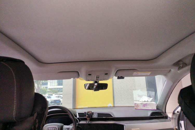 Used Audi Q3 2020 35 TFSI Fashion Dynamic Model Headliner