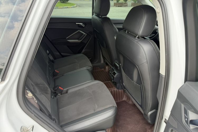 Used Audi Q3 2020 35 TFSI Fashion Dynamic Model Interior 2