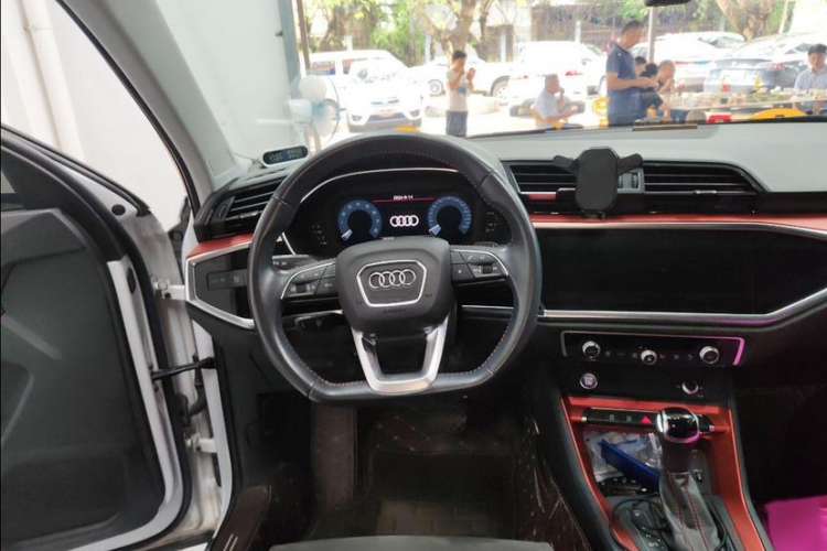 Used Audi Q3 2020 35 TFSI Fashion Dynamic Model Interior 2