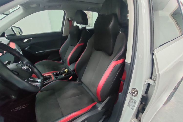 Used Audi Q3 2020 35 TFSI Fashion Dynamic Model Interior 3