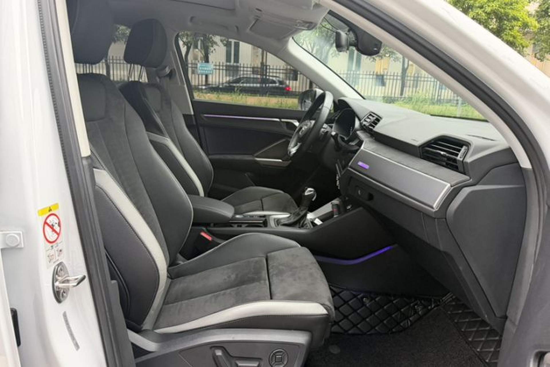 Used Audi Q3 2020 35 TFSI Fashion Dynamic Model Interior 3