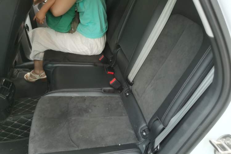 Used Audi Q3 2020 35 TFSI Fashion Dynamic Model Interior 4