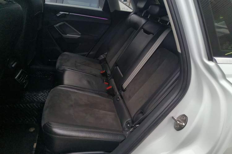 Used Audi Q3 2020 40 TFSI Fashion Dynamic Model Interior 4