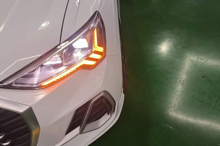 Used Audi Q3 2020 35 TFSI Ambition Dynamic Edition Left Front Headlight