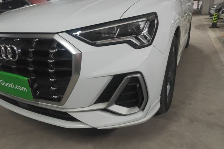 Used Audi Q3 2020 35 TFSI Fashion Dynamic Model Left Front Headlight