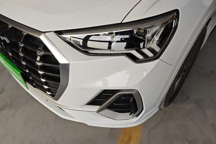 Used Audi Q3 2020 40 TFSI Fashion Dynamic Model Left Front Headlight