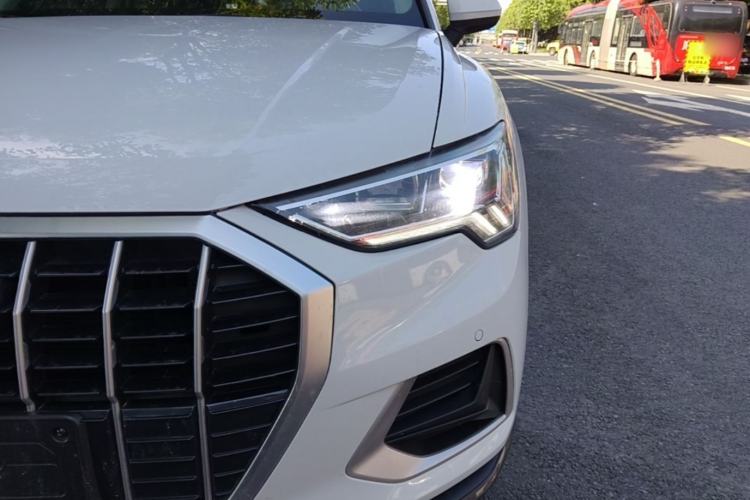 Used Audi Q3 2020 40 TFSI Fashionable and Elegant Model Left Front Headlight