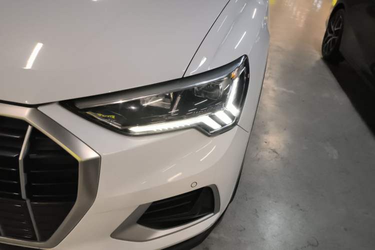 Used Audi Q3 2020 35 TFSI Fashionable and Elegant Model Left Front Headlight