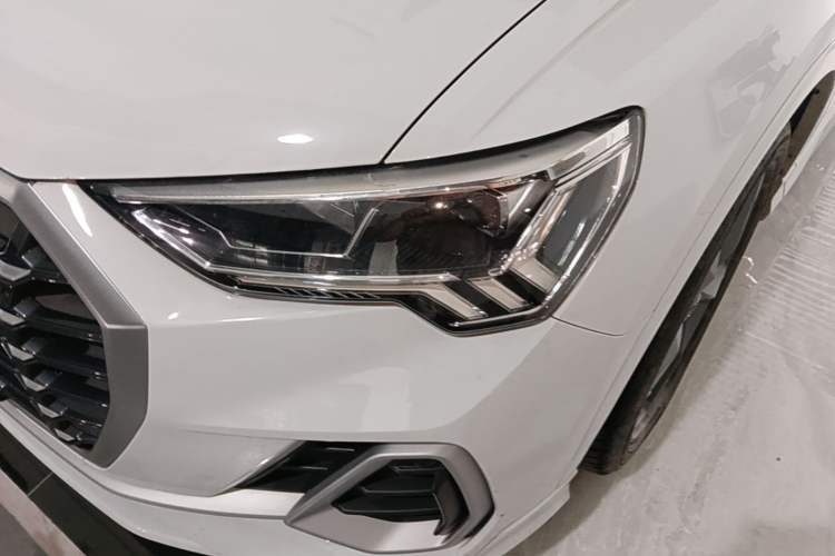 Used Audi Q3 2020 35 TFSI Fashion Dynamic Model Left Front Headlight