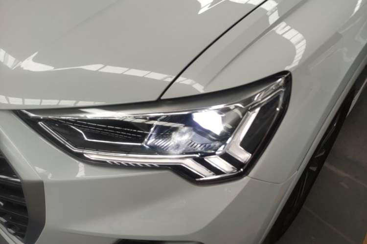 Used Audi Q3 2020 35 TFSI Ambition Dynamic Edition Left Front Headlight