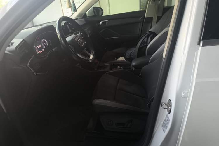 Used Audi Q3 2020 35 TFSI Ambition Dynamic Edition Left Front Seat