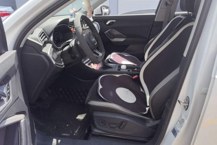 Used Audi Q3 2020 35 TFSI Fashion Dynamic Model Left Front Seat