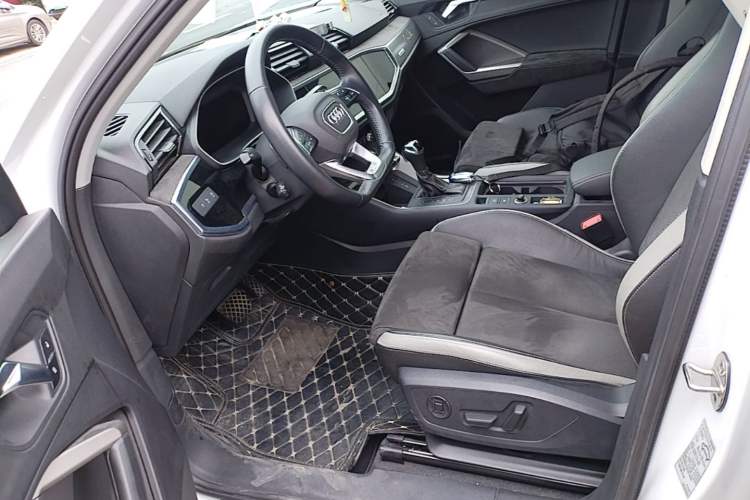 Used Audi Q3 2020 40 TFSI Fashion Dynamic Model Left Front Seat