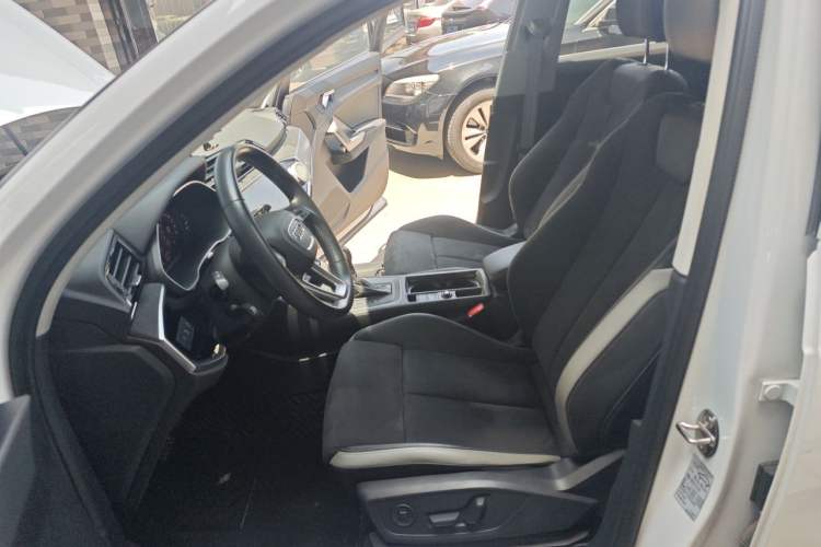Used Audi Q3 2020 35 TFSI Ambition Dynamic Edition Left Front Seat