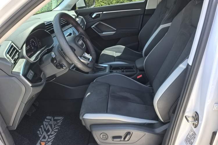 Used Audi Q3 2020 40 TFSI Fashion Dynamic Model Left Front Seat