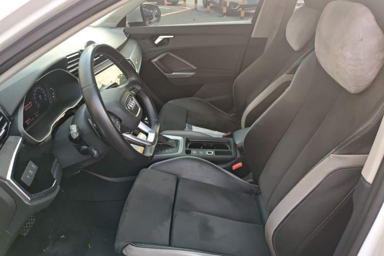Used Audi Q3 2020 35 TFSI Ambition Dynamic Edition Left Front Seat