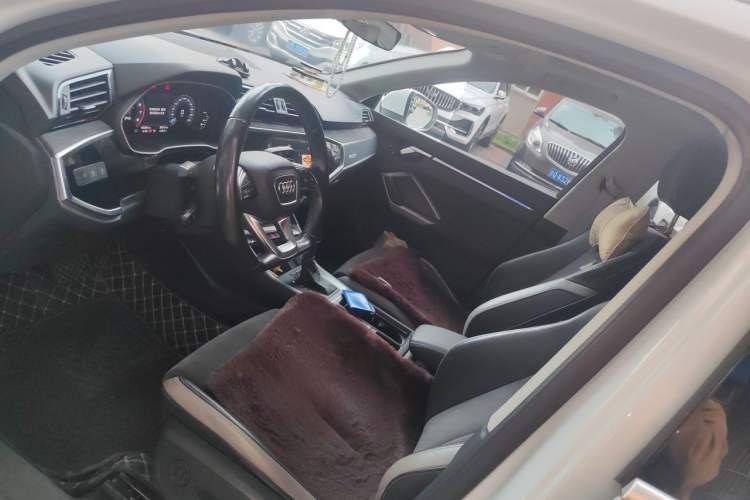 Used Audi Q3 2020 40 TFSI Fashion Dynamic Model Left Front Seat