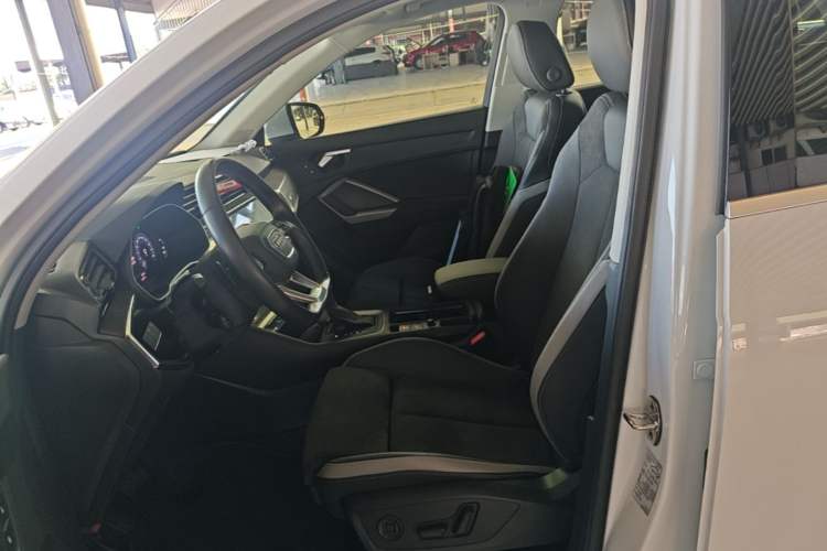 Used Audi Q3 2020 35 TFSI Fashion Dynamic Model Left Front Seat