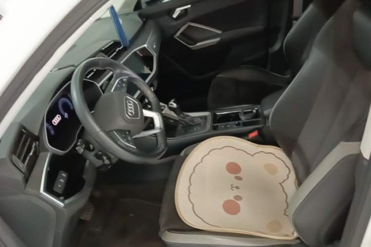 Used Audi Q3 2020 35 TFSI Fashion Dynamic Model Left Front Seat
