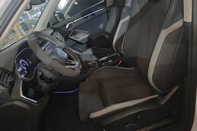 Used Audi Q3 2020 40 TFSI Fashion Dynamic Model Left Front Seat