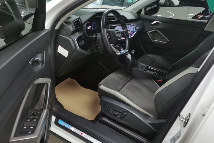 Used Audi Q3 2020 35 TFSI Fashion Dynamic Model Left Front Seat