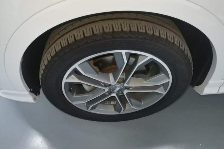 Used Audi Q3 2020 40 TFSI Fashion Dynamic Model Left Front Wheel Hub