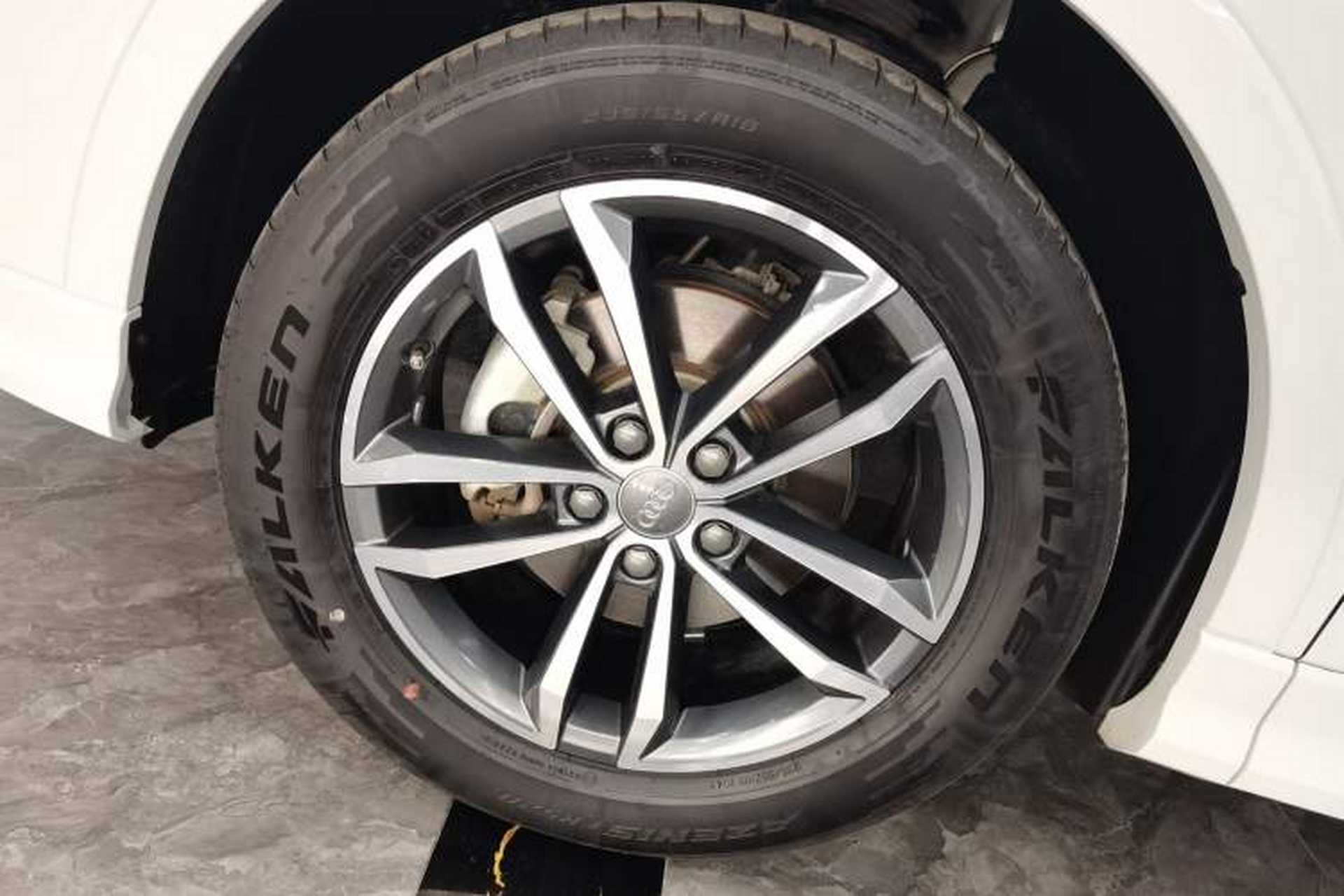 Used Audi Q3 2020 35 TFSI Ambition Dynamic Edition Left Front Wheel Hub