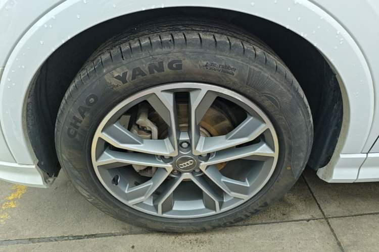 Used Audi Q3 2020 40 TFSI Fashion Dynamic Model Left Front Wheel Hub