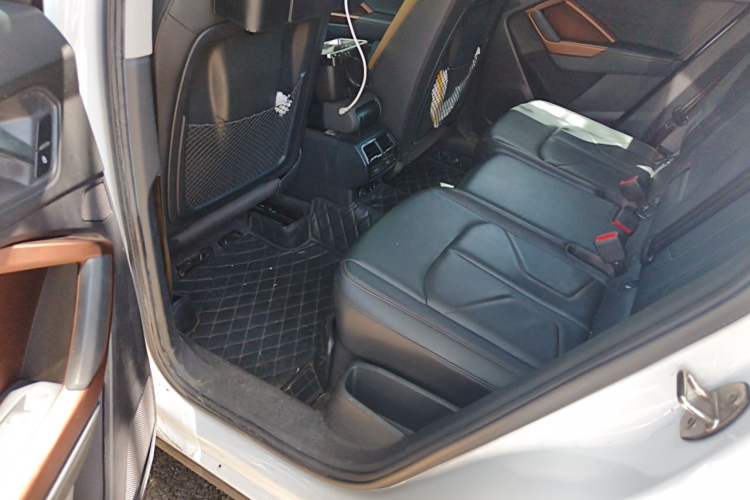 Used Audi Q3 2020 35 TFSI Fashionable and Elegant Model Left Rear Seat
