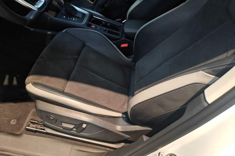Used Audi Q3 2020 40 TFSI Fashion Dynamic Model Left Rear Seat