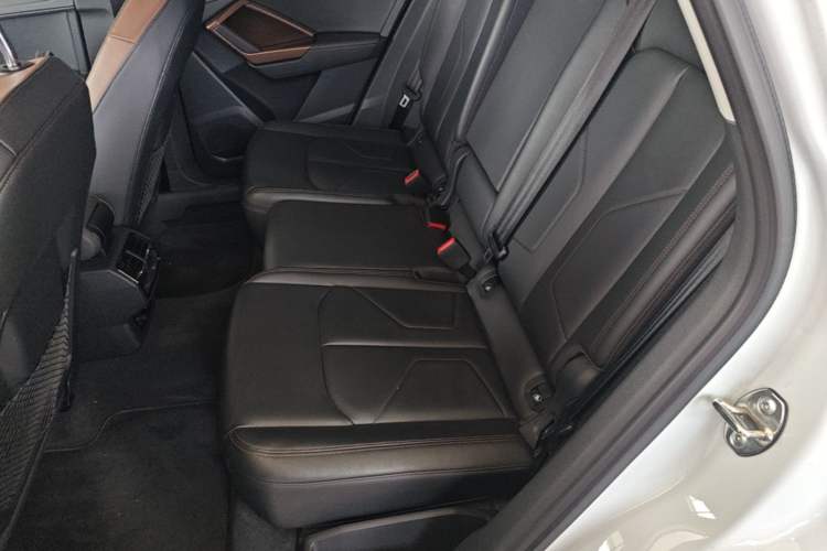 Used Audi Q3 2020 35 TFSI Fashionable and Elegant Model Left Rear Seat