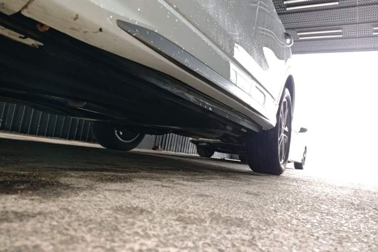 Used Audi Q3 2020 40 TFSI Fashion Dynamic Model Left Side Sill