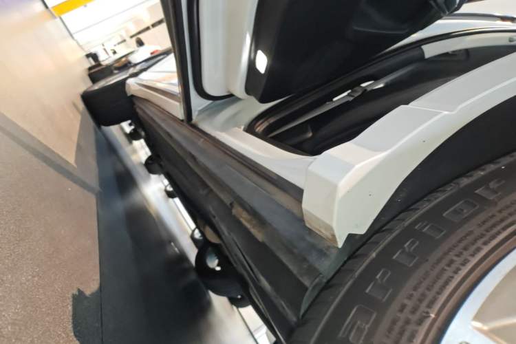 Used Audi Q3 2020 40 TFSI Fashion Dynamic Model Left Side Sill