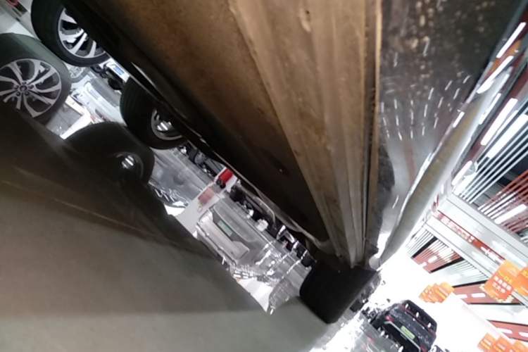 Used Audi Q3 2020 35 TFSI Fashionable and Elegant Model Left Side Sill
