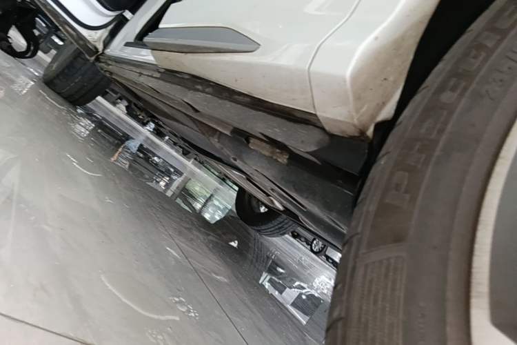 Used Audi Q3 2020 35 TFSI Fashion Dynamic Model Left Side Sill