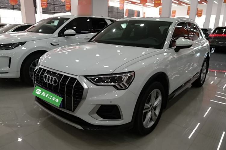Used Audi Q3 2020 35 TFSI Fashionable and Elegant Model Guazi used car, China used car export, Used car for sale, Used cars, Cheapest cars for sale